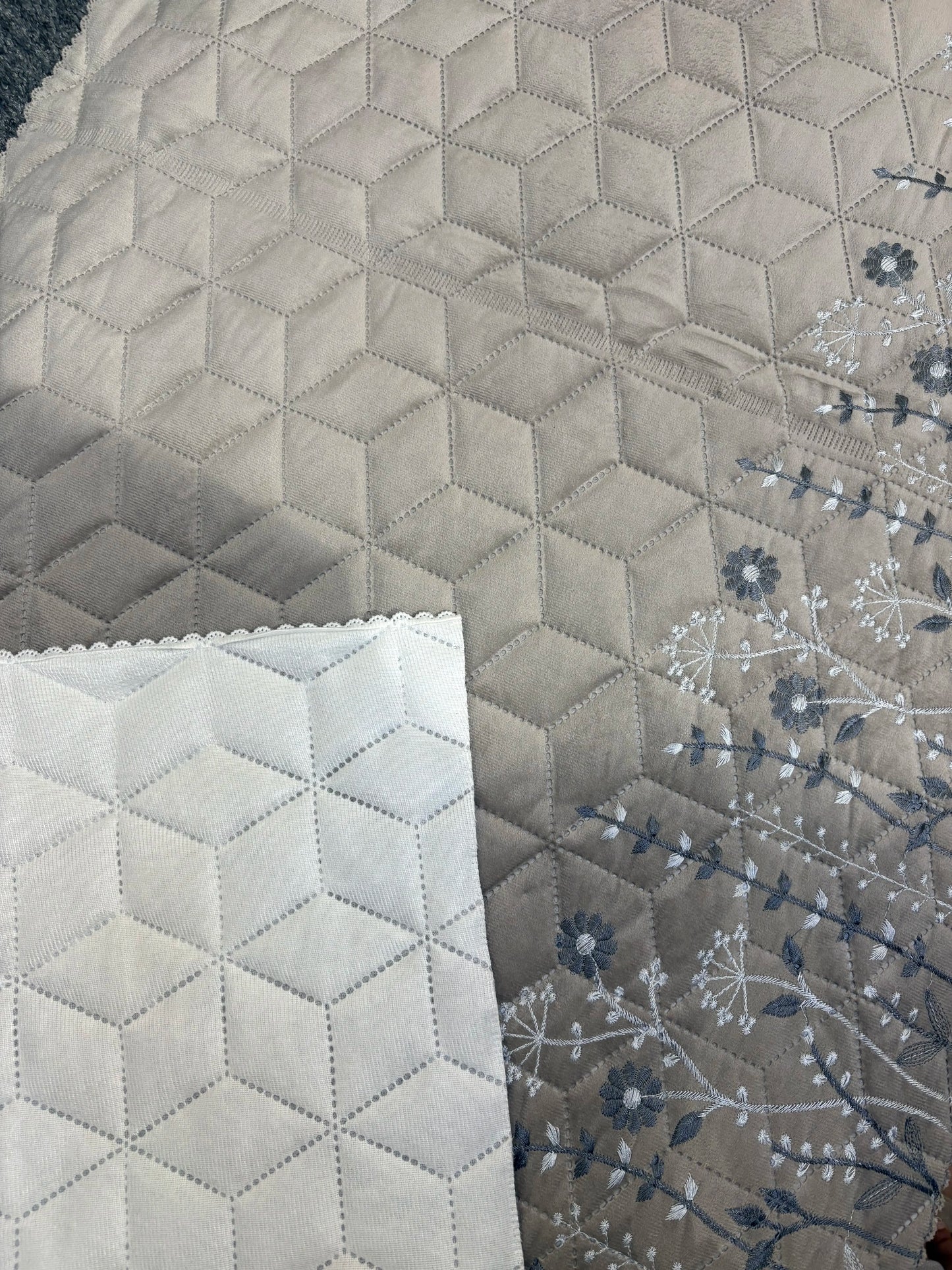 Daisy Sofa Cover