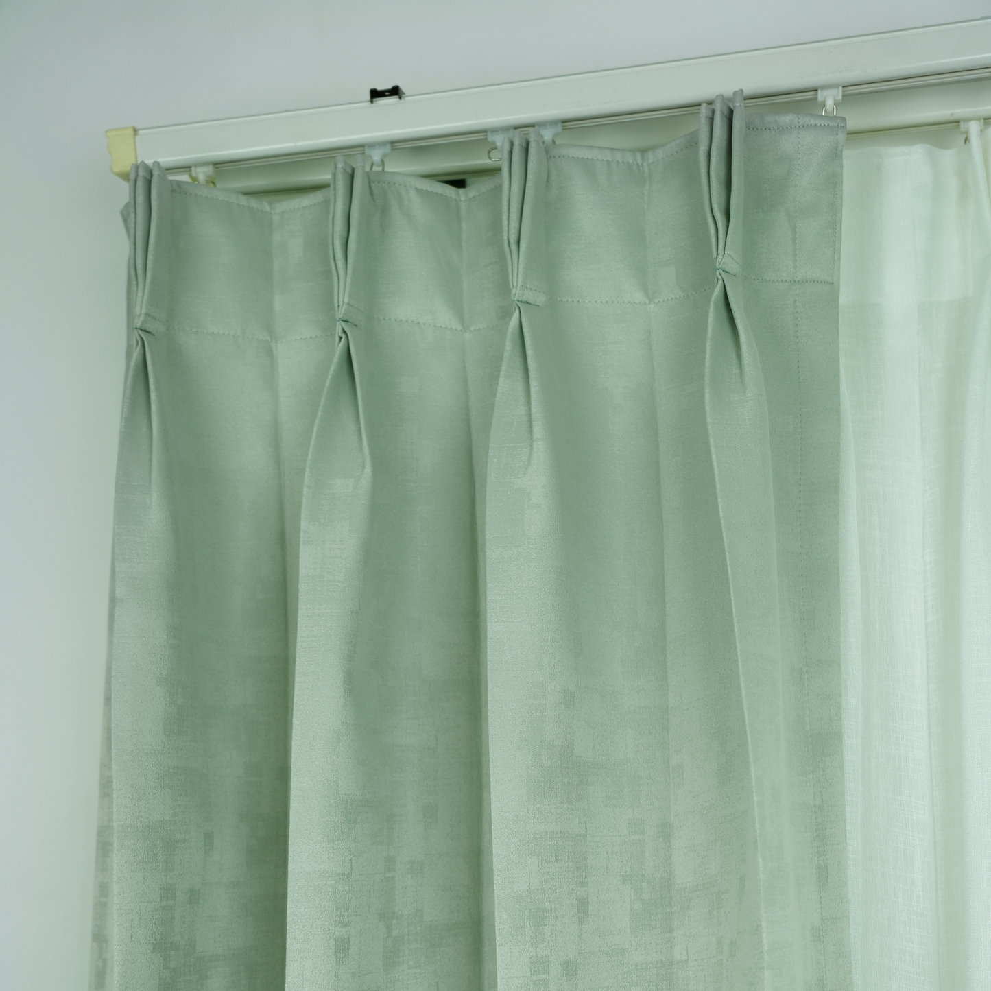 Mint Green Jacquard Texture 100% Blackout