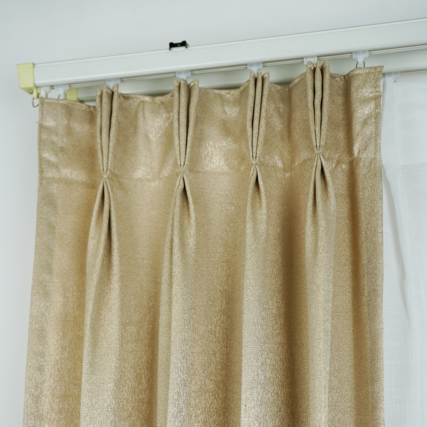 Beigish golden small texture weave