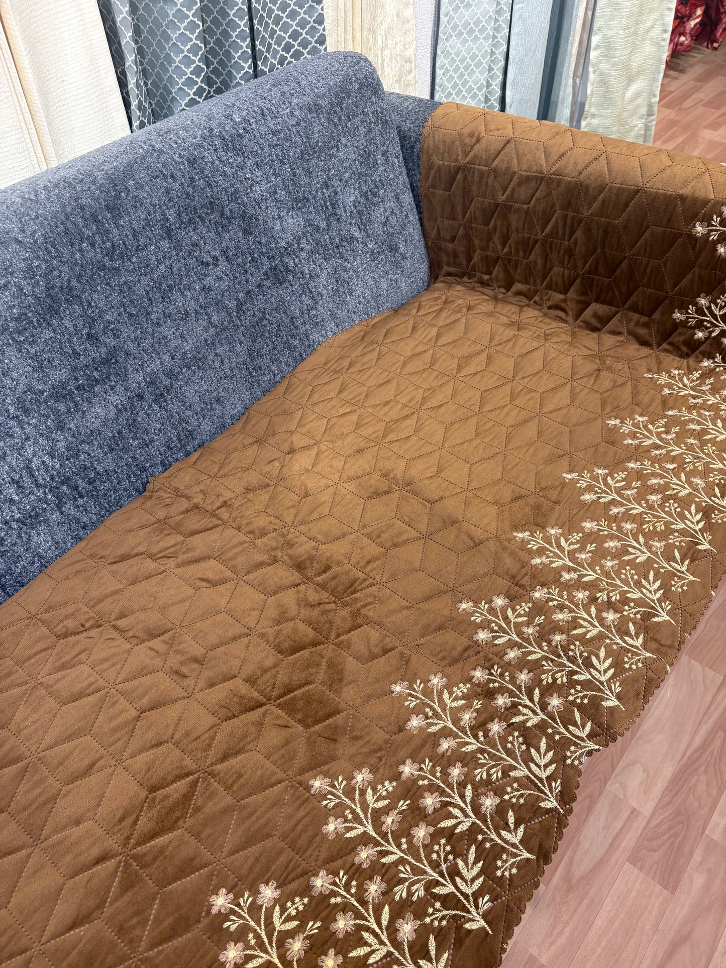 Daisy Sofa Cover